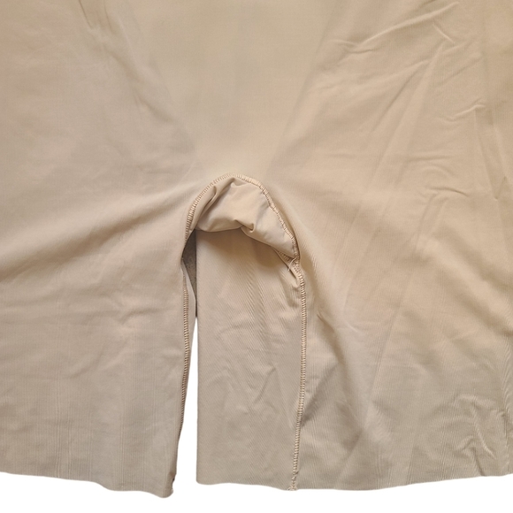 SPANX Thinstincts High-Waisted Mid-Thigh Short Soft Nude Size XL - Picture 3 of 8